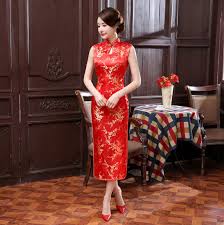 Nama cheongsam bererti pakaian panjang, diterjemahkan ke dalam. Gaun Tradisional Cina Wanita Gaun Cheongsam Sutra Satin Panjang Tetesan Qipao 2017 Buy 2017 Cina Pakaian Tradisional Wanita Silk Satin Cheongsam Panjang Menetes Qipao Product On Alibaba Com