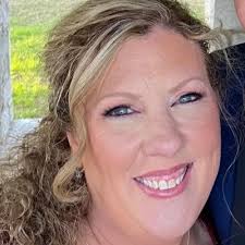 Katherine Knowles (@MittleKittyRN)