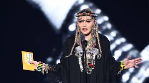 Madonna's VMAs 2018 Tribute to Aretha Franklin Sparks Internet Outrage | Teen Vogue
