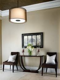 Eine idee ist es, auf eine sitzbank mit schubfach zu setzen, die gleichzeitig platz für schals, mützen im unteren bereich bietet. Alles Uber Die Flurgestaltung Farbschemen Mobelstucke Dekoartikel Archzine Net