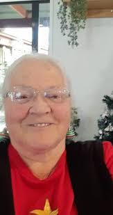 Can you edit photos to put me and my grandma together?