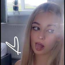 Millie Webster (@_milliewebsterr)