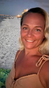 So excited to announce I have 2 new team members thank you ladies for  supporting my small business it means the world! 💗 Vicky Huff Signed up  for our promo deal for