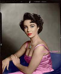 Una giovane Elizabeth Taylor - Vecchia Hollywood e dintorni | Facebook