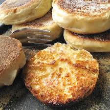 Video saya hari ini,saya buat roti bun buah untuk minum petang kami sekeluarga yang mudah. Resepi Roti English Muffin Resepi Merory Sedap Betul