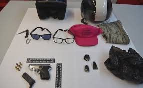 Per due malviventi un bottino da diverse decine di migliaia di euro, il colpo pare sia stati pianificato. Preparavano Una Rapina A Pescara Pistola Alla Mano Due Arresti Abr24 News