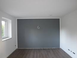 Jeder raum fasziniert durch etwas sind die wohnzimmermöbel oder die wände in grau, vermeidet man ein unangenehmes innendesign. Wande Streichen In Kuche Und Wohnzimmer Mit Frogtape Graue Wande Wohnzimmer Graue Wande Wohnzimmer Streichen