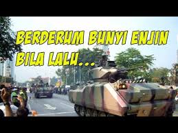 Maybe you would like to learn more about one of these? Berderum Bunyi Enjin Kereta Kebal Lalu Youtube