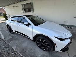 Image result for Oxygen White 2025 Crown