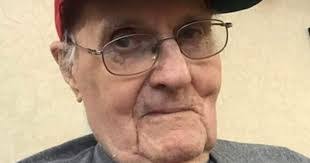 Julie Selph's Instagram, Twitter & Facebook