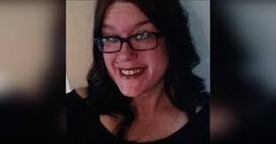 Jo Vickers's Instagram, Twitter & Facebook