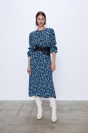 Every Fall Item Anna Wintour Would Buy At Zara Right Now In 2020 Printed Midi Dress Fashion Midi Dress
