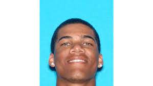 In january 2013, brandon martin was diagnosed with paranoid schizophrenia. Former Baseball Prospect Brandon Martin Arrested In Triple Homicide Cbs News