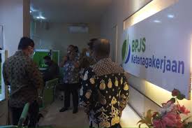 Head office is located in b. Bpjs Ketenagakerjaan Saring Nomor Rekening Calon Penerima Subsidi Gaji Halaman All Kompas Com