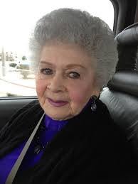 Dora Lozano's Instagram, Twitter & Facebook