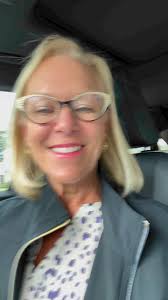 Be someone’s angel today and offer words of encouragement!!! It can make a  difference!