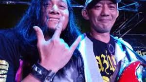 Streaming online full album serta dapatkan koleksi playlist terbaikmu download lagu realiti dan fantasi mp3 di metro musik. Yusri Crossfire Realiti Fantasi Azimat Madrox Charity Event By Metallan King