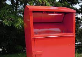 Es macht einen unterschied, ob sie hin und wieder einige kleidungsstücke in den altkleidercontainer werfen oder ob sie gleich säckeweise textilien zu entsorgen haben. Altkleiderentsorgung Wohin Mit Alten Textilien Und Schuhen