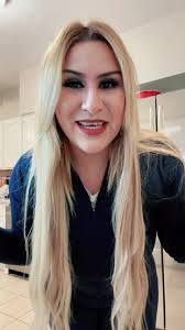 👑Evelyn Gámez👑 (@laregiaatrevida)’s videos with sonido original