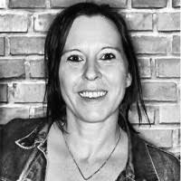 Nina Brecht Email & Phone Number