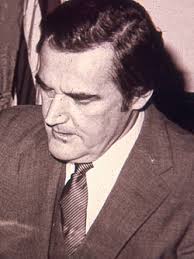 Category:Edward J. King