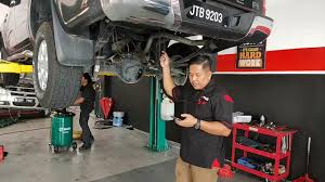 Ia 80 milimeter (mm) lebih tinggi serta 30mm lebih lebar bagi memudahkan capaian. Akg Autoworks Ada Berapa Jenis Minyak Yg Ada Pada 4x4