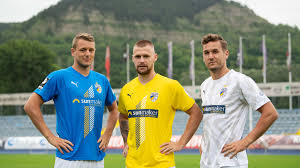 Leser wählen thilo leugers zum spieler des 25. Die Trikots Der Drittligisten 2019 20 3 Liga Bildergalerie Kicker