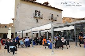 Nuestra misión es contar tu historia de una forma personal y única, dejando que las cosas fluyan. Restaurante Para Bodas En Valladolid Y Palencia