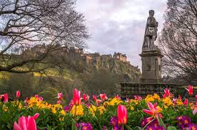 Every bouquet of flowers we deliver comes with a seven day freshness guarantee, we're so confident in the quality of our flowers that we can promise to you the flowers will be as good as the day they arrive for a minimum. 9 Best Florists For Flower Delivery In Edinburgh Petal Republic