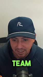 Bradley Mora's Instagram, Twitter & Facebook