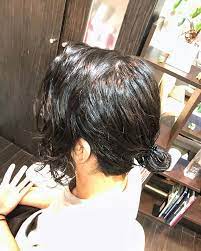 櫻井真紀 オムヘアーセカンド さんはinstagramを利用しています マンバンヘアー マンバン メンズロング スパイラルパーマ ツーブロックやめたい 方へ 高めに刈り上げていた スパイラル マンバンスタイルを 刈り上げ無し のロングスタイルにチェンジ
