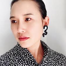 Acrylic Geometric Squiggle Modern Earrings // Accessory // Statement Piece  // Black & White // Abstract Art // Artsy // Bold // Graphic