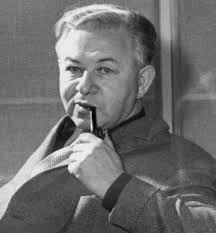 Louis Poulsen 🇩🇰 AJ ROYAL Pendant Lamp