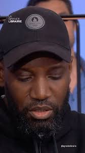 « C’est peut-être lui, le modèle européen : le peuple du tourment qui  cherche une réponse à ce harcèlement de l’Histoire et la trouve dans  l’HUMANISME dont il se sert comme d’une BOUSSOLE dans son ...