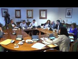 Su función es crear normas jurídicas que luego el departamento ejecutivo aplicará en el. Tricel Confirma Sentencia Del Primer Ter Metropolitano Que Senalo Que En Caso De Reemplazo De Concejal Municipal No Puede Reemplazarlo Aquel Que Haya Renunciado Al Partido Que Lo Patrocino Diario Constitucional