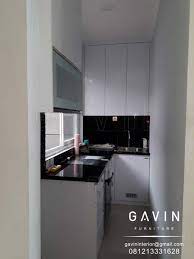Dapur mungil ini sangat pas untuk kitchen set sederhana namun tetap terlihat menarik. Contoh Kitchen Set Dapur Sempit Bintaro Kitchen Set Minimalis Lemari Pakaian Custom Hpl Duco Dan Laker Terbaik