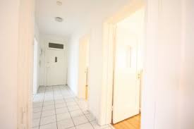 Beide halten bei der feldarbeit und die tiere des bauernhofs zu versorgen. 4 Zimmer Wohnung Mieten Hamburg Harburg 4 Zimmer Wohnungen Mieten