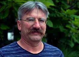 Gulyás lászló artist photos, internet music, valdi sabev. Gulyas Laszlo Archives Vasarnap Hu