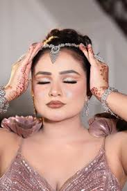Top Freelance Makeup Artists For Absolute Radiance Facial in Ambala