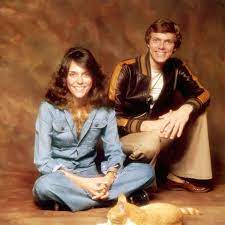 The sixth studio album by the carpenters, horizon, was released on 6 june 1975, and boasted two smash hits, with a third imminent. The Carpenters Cover Session For Their Album A Kind Of Hush Released In 1976 Photos By Ed Caraeff Karen Carpenter Richard Carpenter Karen Richards