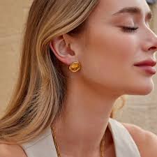 Ava Goldknopf-Ohrringe