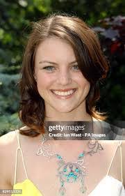 Thea Willis's Instagram, Twitter & Facebook