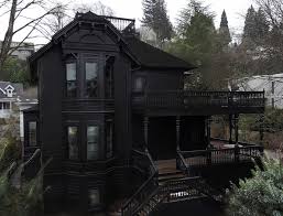 Have you ever wanted to be a mad scientist? Scooby Doo Mansion On The Hill Designer Flips A Victorian House From Grandma Pink To Goth Black And It Sells Fast Before After Photos Video Oregonlive Com