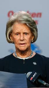 Ford stepping down as Lions owner, daughter taking over