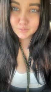 Kid free weekend. Hanging out with friends. 🩷🩷🩷