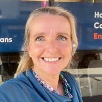 9000+ "Scarlett" profiles