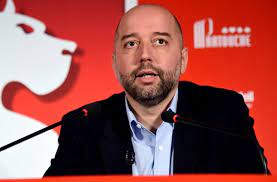 Previous lineup from lille vs rc lens on friday 7th may 2021. How Lille Played The Market To Get 80m For Nicolas Pepe Get French Football News