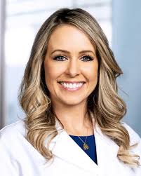 Dr. Elizabeth Bond, DO, Family Medicine Physician