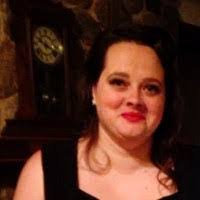 Amanda Eddington's Instagram, Twitter & Facebook