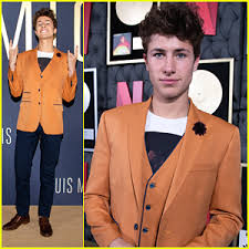 El nombre de juanpa zurita no es ajeno para los millennials y nuevas generaciones, el joven de 22 años es toda una ¿qué implicó ser el hermano de luis miguel? Search Results Bonetjust Jared Jr Page 2